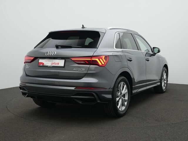 Audi Q3 40 TFSI 190 pk S-tronic Quattro S-Line | Trekhaak | Achteruitrijcamera | Stuur-/stoelverwarming