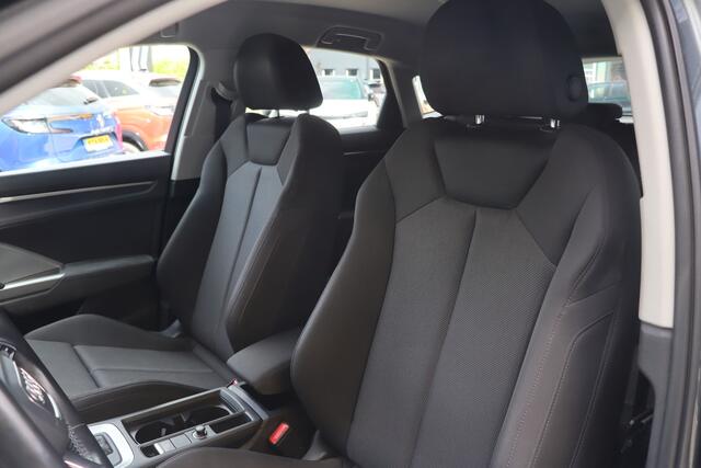 Audi Q3 Sportback 35 TFSI S Edition | Adap. Cruise | Stoelverwarming | Carplay | Elek. Trekhaak