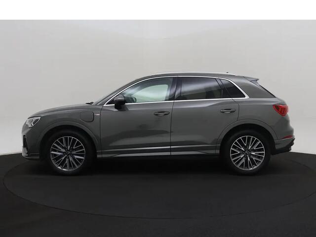 Audi Q3 45 TFSI e S edition | ex BPM | Design | 19"| LED | MMI Navi | camera | ACC | Ambiente | elec.klep 02-2022 89.740 KM