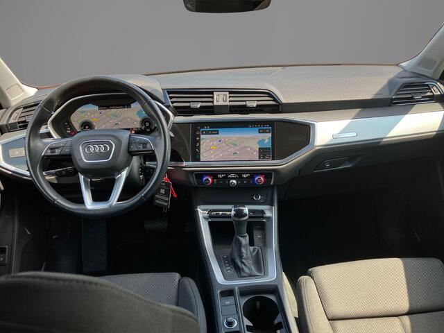 Audi Q3 45 TFSIe 180kW/245PK S Line · Panoramadak · Drive select · Camera + Parkeersensoren
