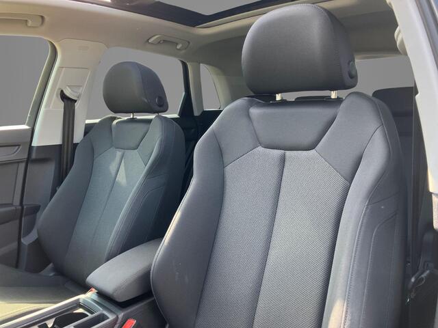 Audi Q3 45 TFSIe 180kW/245PK S Line · Panoramadak · Drive select · Camera + Parkeersensoren