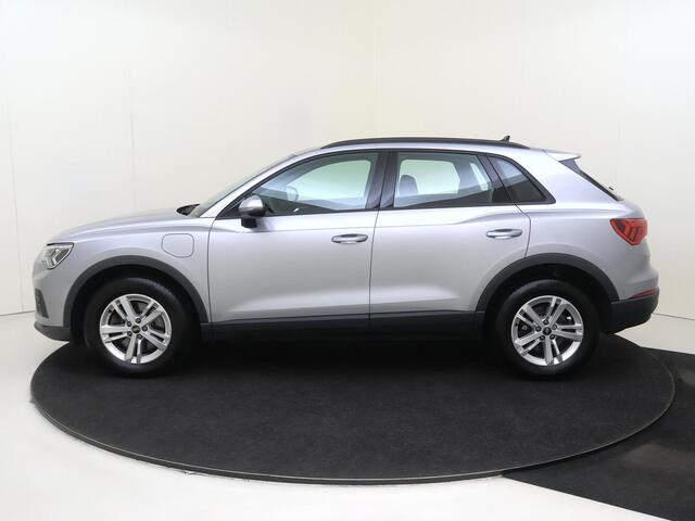 Audi Q3 45 TFSI e Advanced edition | SoH 87% | Stoelverwarming | Adaptieve cruise control | CarPlay | Full LED verlichting | Elektrische achterklep | Grootlichtassistent |