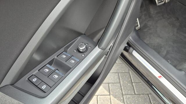 Audi Q3 45 TFSI e S-line |ACC|Trekhaak|Carplay|