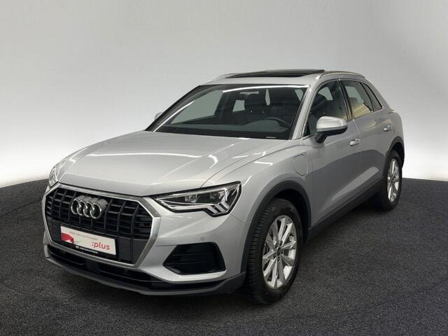 Audi Q3 45 Tfsi-e S-LINE ** LED, LEDER, VIRTUAL, PANORAMA, ACC, KEYLESS, 18-inch LMV ** 1e EIG - UNFALLFREI ** ** INFORMEER OOK NAAR ONZE AANTREKKELIJKE FINANCIAL-LEASE TARIEVEN **