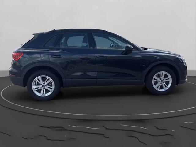 Audi Q3 45 Tfsi-e S-Tonic ** LED, LEDER, INDIVIDUAL KLEUR, ACC, KEYLESS, 17-inch LMV ** 1e EIG - UNFALLFREI ** ** INFORMEER OOK NAAR ONZE AANTREKKELIJKE FINANCIAL-LEASE TARIEVEN **