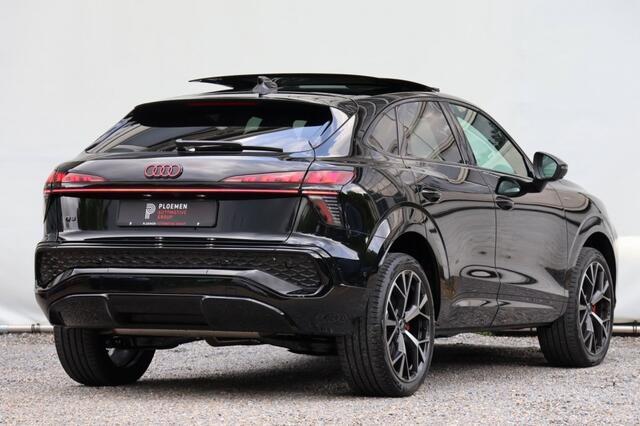 Audi Q3 1.5 e-Hybrid S Edition - 272 pk **Pano / Trekhaak / HuD / Sonos / Direct leverbaar