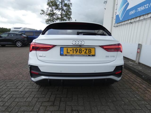 Audi Q3 35 TFSI S EDITION Automaat,Navi,Pano,Led,Leer