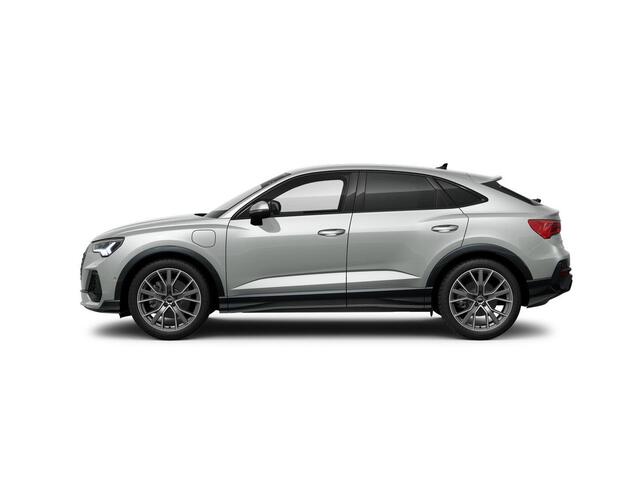 Audi Q3 Sportback 45 TFSI e Advanced Edition | 245 PK | SoH 89% | Matrix LED kpolampen | Area view 360 | 20" LM velgen | Adaptive cruise control |