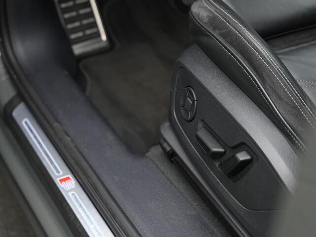 Audi Q3 Sportback 45 TFSI e 245 pk S-Line | Leder | Elektrische stoelen | Sonos | Adaptive Cruise | Elektrische achterklep | Stoelverwarming