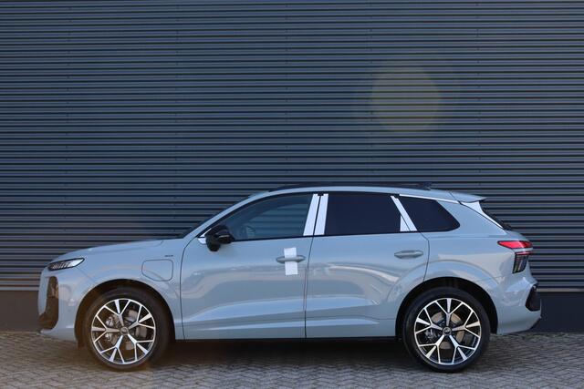 Audi Q3 1.5 200kW 272pk e-hybrid S-Line Pano/Leder/Tech Plus/Matrix LED/Camera/Elek-klep/Keyless/20"/ACC/Trekhaak wegkl.