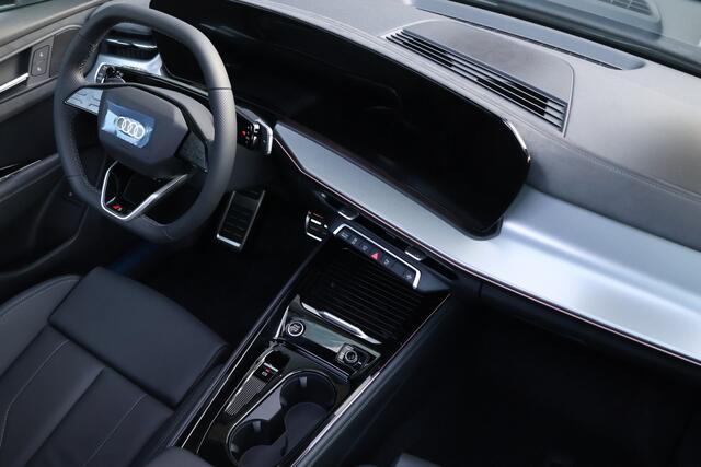 Audi Q3 1.5 200kW 272pk e-hybrid S-Line Pano/Leder/Tech Plus/Matrix LED/Camera/Elek-klep/Keyless/20"/ACC/Trekhaak wegkl.