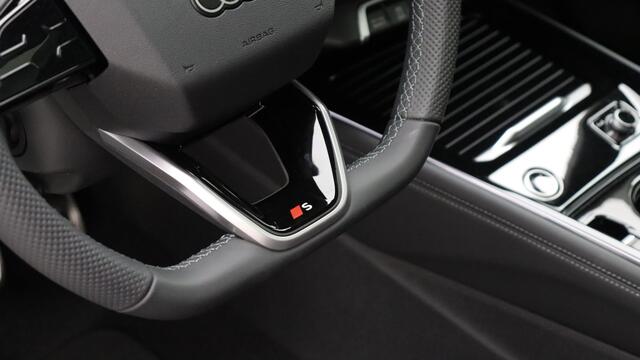 Audi Q3 Sportback 200kW e-hybrid S edition | Panoramadak | Leder | Adaptieve Cruise Control | 20 Inch