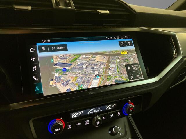 Audi Q3 45 TFSIe 180kW/245PK S Line · Trekhaak · Camera + Parkeersensoren · Apple/Android Car Play · Dodehoeksensor · Garantie t/m 22-11-2027 of 80000km