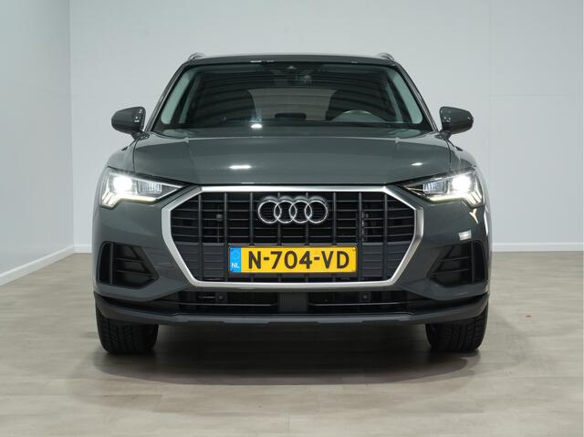 Audi Q3 45 TFSIe Business Ed. | Matrix-LED | Navigatie | 19" | ACC