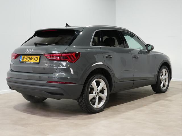 Audi Q3 45 TFSIe Business Ed. | Matrix-LED | Navigatie | 19" | ACC