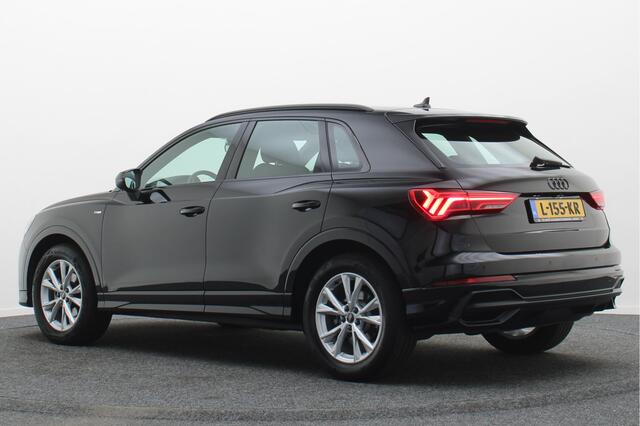 Audi Q3 35 TFSI S edition Eerste Eigenaar, Leder/Stof, Camera, Cruise, Apple Carplay, LED, 18''