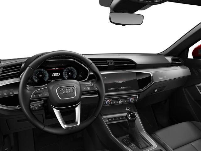 Audi Q3 Sportback 45 TFSI e Business Edition | 245 PK | Trekhaak | Panoramadak | 360 graden camera | Matrix LED | Navigatiesysteem |