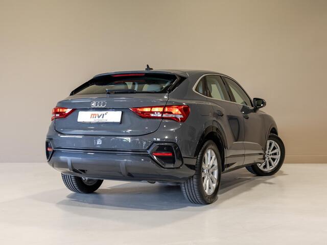 Audi Q3 Sportback 35 TFSI Business Edition / 150pk / Leder / Dodehoek herkenning / Stoelverwarming /