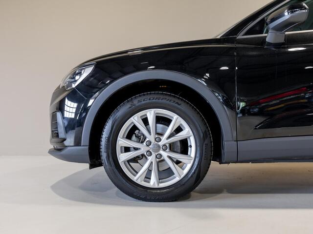 Audi Q3 35 TFSI Advanced Pro Line Business / 150pk / Trekhaak / Bang & Olufsen / Achteruitrij camera / Stoelverwarming / Leder /