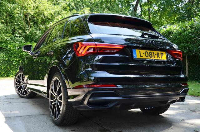Audi Q3 35 TFSI S Line edition Automaat/Navi/Virtual-Dashbord/Navi/Cruise control adaptief met Stop&Go/Ecc/Pdc/Panoramadak/Privacy-Glass/Wegklapbare trekhaak