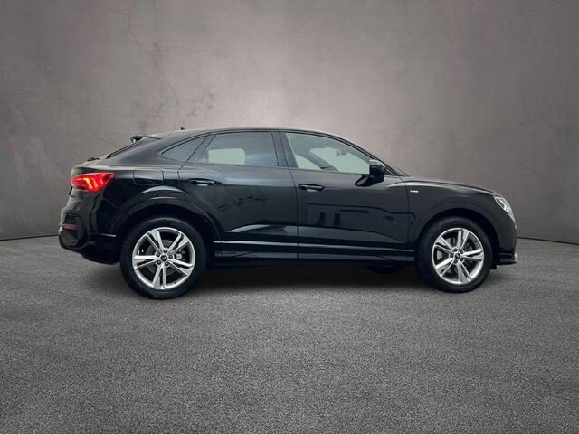 Audi Q3 Sportback 45 TFSI e 245PK S Edition | LED | Stoelverwarming | Achterruitrij-Camera | Adaptive-Cruise | Smartphone-Interface | Grootlicht-Assistent | Comfort-Sleutel |