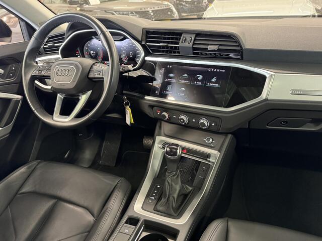Audi Q3 Sportback 35 TFSI Automaat S Edition | 19" Lichtmetalen Velgen | Airco | Panorama-schuifdak | Audi sound system | Navigatie| Audi virtual cockpit | Lederen Bekleding | S Line exterieur( Vestiging - Vianen Tel: 0347-371248 )