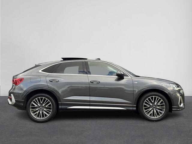 Audi Q3 Sportback 35 TFSI Automaat S Edition | 19" Lichtmetalen Velgen | Airco | Panorama-schuifdak | Audi sound system | Navigatie| Audi virtual cockpit | Lederen Bekleding | S Line exterieur( Vestiging - Vianen Tel: 0347-371248 )