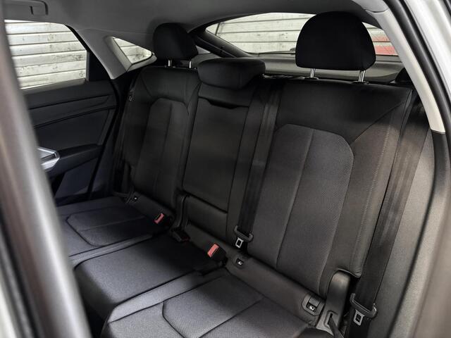 Audi Q3 35 TFSI S edition | S-Line | Sonos | LED | Carplay | Trekhaak |