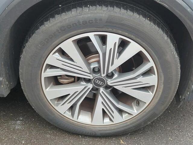 Audi Q4 35 Launch edition Advanced 55 kWh zwartleer,lmv,led,navi,digidash