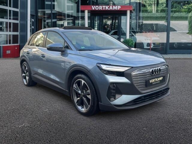 Audi Q4 40 E-TRON SOH 97,97% TREKHAAK/PANODAK/STOELVERW/PDC/NAVI/CARPLAY