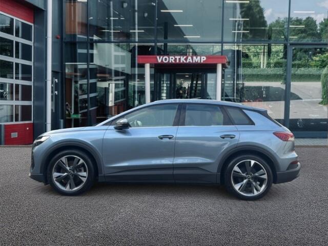 Audi Q4 40 E-TRON SOH 97,97% TREKHAAK/PANODAK/STOELVERW/PDC/NAVI/CARPLAY