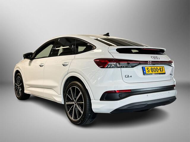 Audi Q4 Sportback e-tron 45 265pk quattro S edition 77 kWh | Stoelverwarming voorin | Matrix-ledkoplampen | Instaplijsten verlicht S-logo