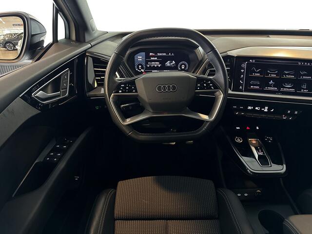 Audi Q4 Sportback e-tron 45 265pk quattro S edition 77 kWh | Stoelverwarming voorin | Matrix-ledkoplampen | Instaplijsten verlicht S-logo