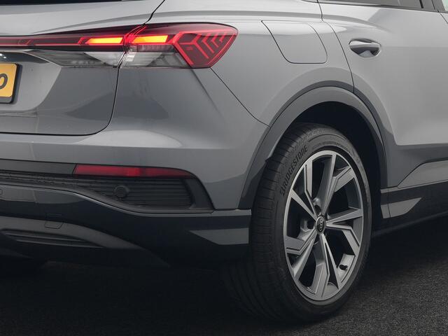 Audi Q4 Sportback e-tron 35 2 x S Line 170pk Dealer O.H INCL BTW | Lederen Sportstoelen | 20"L.M | Apple Carplay | Black Optic | Sfeerverlichting | Virtual |