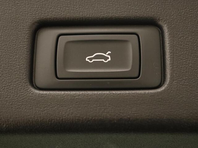 Audi Q4 Sportback e-tron 35 Edition 55 kWh | Camera | Carplay | DAB | Full LED | Parkeerhulp | Climate control | Cruise control | 19'' lichtmetalen velgen