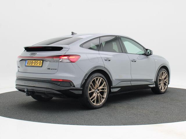 Audi Q4 Sportback e-tron 45 S-Line 286 Pk 82 kWh | Stoelverwarming | Camera | Trekhaak | CarPlay | Full LED | 21 Inch | 17.522 Km !!
