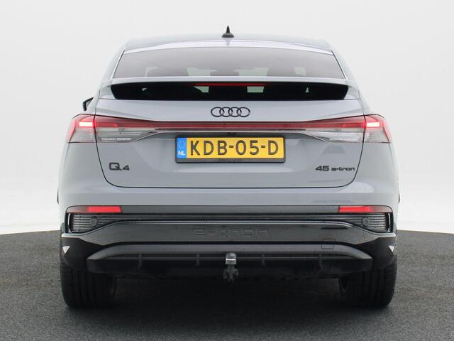 Audi Q4 Sportback e-tron 45 S-Line 286 Pk 82 kWh | Stoelverwarming | Camera | Trekhaak | CarPlay | Full LED | 21 Inch | 17.522 Km !!