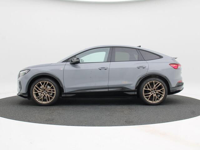 Audi Q4 Sportback e-tron 45 S-Line 286 Pk 82 kWh | Stoelverwarming | Camera | Trekhaak | CarPlay | Full LED | 21 Inch | 17.522 Km !!