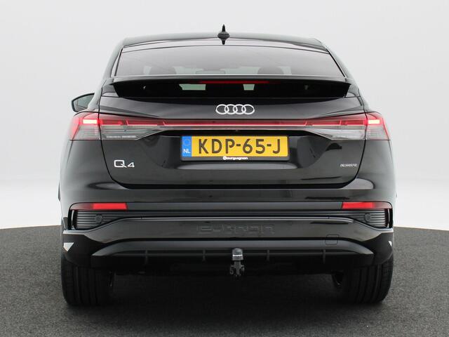 Audi Q4 Sportback e-tron 45 quattro S Edition Competition 82 kWh | Privacy glas | Trekhaak | 20 inch | Verwarmd stuurwiel | Matrix Led |