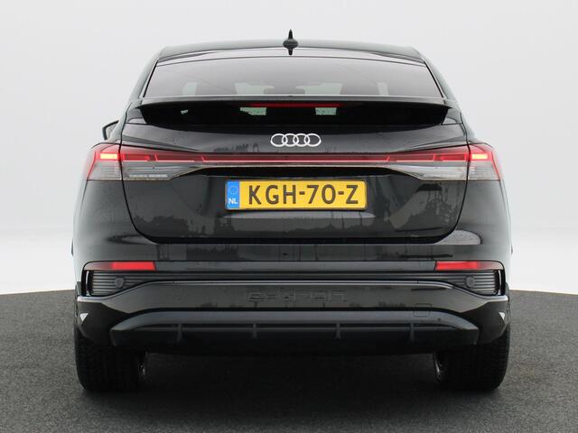 Audi Q4 Sportback e-tron 40 S edition 77 kWh 204 Pk | Stoelverwarming | Matrix LED | Parkeersensoren | Adaptive Cruise | Climatronic | 20 Inch | 22.565 Km !!
