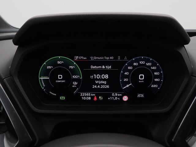 Audi Q4 Sportback e-tron 40 S edition 77 kWh 204 Pk | Stoelverwarming | Matrix LED | Parkeersensoren | Adaptive Cruise | Climatronic | 20 Inch | 22.565 Km !!