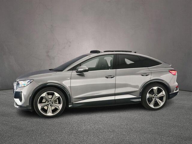 Audi Q4 Sportback e-tron 50 quattro S edition 77 kWh | Adaptive Cruise | Camera | Matrix | Warmtepomp | Panorama Dak | Head-up | Keyless | Veiligheids-pakket | Assistentie pakket | Navigati-pakket | Comfort plus-pakket | Interieur-pakket |