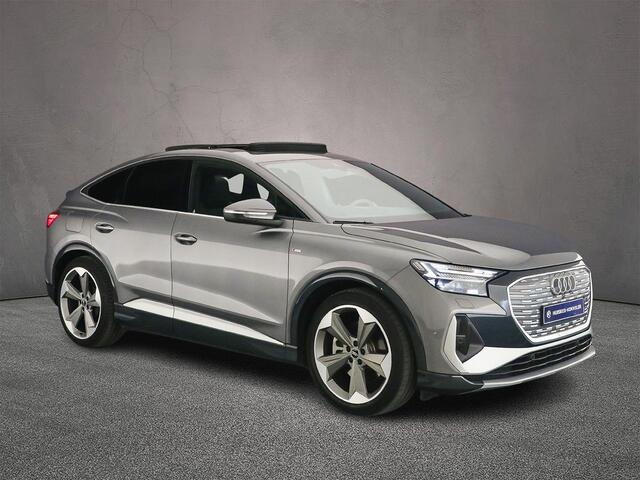 Audi Q4 Sportback e-tron 50 quattro S edition 77 kWh | Adaptive Cruise | Camera | Matrix | Warmtepomp | Panorama Dak | Head-up | Keyless | Veiligheids-pakket | Assistentie pakket | Navigati-pakket | Comfort plus-pakket | Interieur-pakket |
