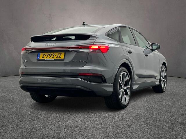 Audi Q4 Sportback e-tron 45 S Edition 82 kWh | 20-Inch | Trekhaak | Zwart-Optiek | Stoelverwarming | Matrix | Smartphone-Interface |