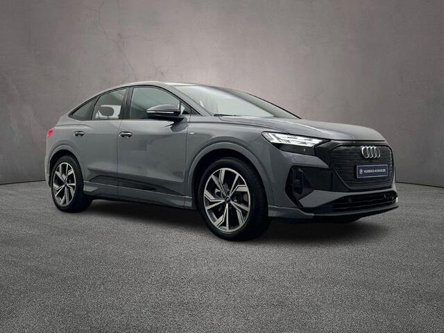 Audi Q4 Sportback e-tron 45 S Edition 82 kWh | 20-Inch | Trekhaak | Zwart-Optiek | Stoelverwarming | Matrix | Smartphone-Interface |