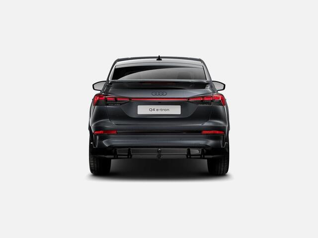 Audi Q4 Sportback e-tron S edition performance 286 PK · Tech plus · Trekhaak elek. wegklapbaar · MMi experience pro