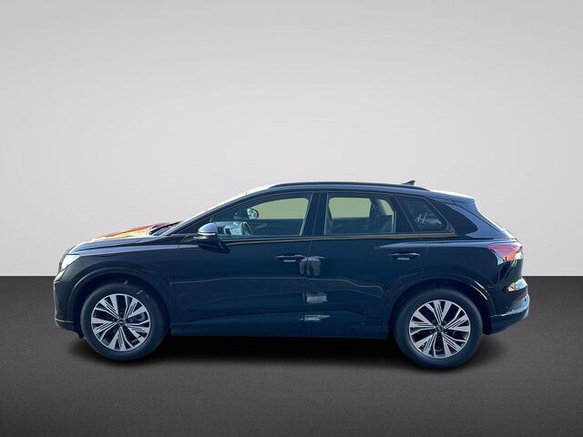 Audi Q4 e-tron 45 quattro Advanced edition 82 kWh 286pk | Navigatie | Parkeercamera | Verwarmbare voorstoelen | Matrix led verlichting