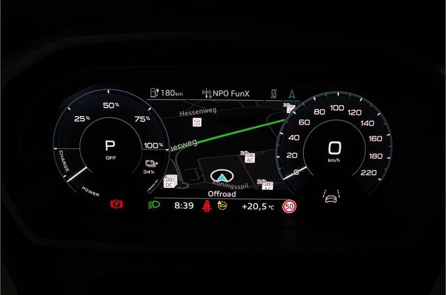 Audi Q4 e-tron 40 82 kWh S line > Camera/ Adaptief Cruise control/Stoelverwarming...