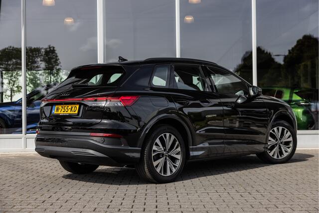 Audi Q4 e-tron 35 Launch edition Advanced 55 kWh | NL Auto | Stoelverwarming