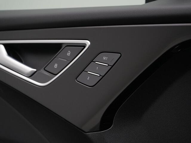 Audi Q4 e-tron 45 quattro S Edition 82 kWh 286 pk / S-Line | Panoramadak | Trekhaak | Geheugenstoel | Head-up display | Stuur-/stoelverwarming